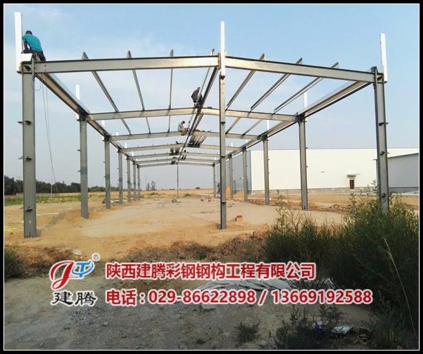陜西誠(chéng)信制藥有限公司鋼結(jié)構(gòu)庫(kù)房順利竣工
